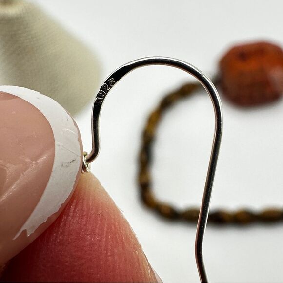 Fire agate stone, tigers eye in silver tone earrings and stretch bracelet set! - Picture 10 of 10
